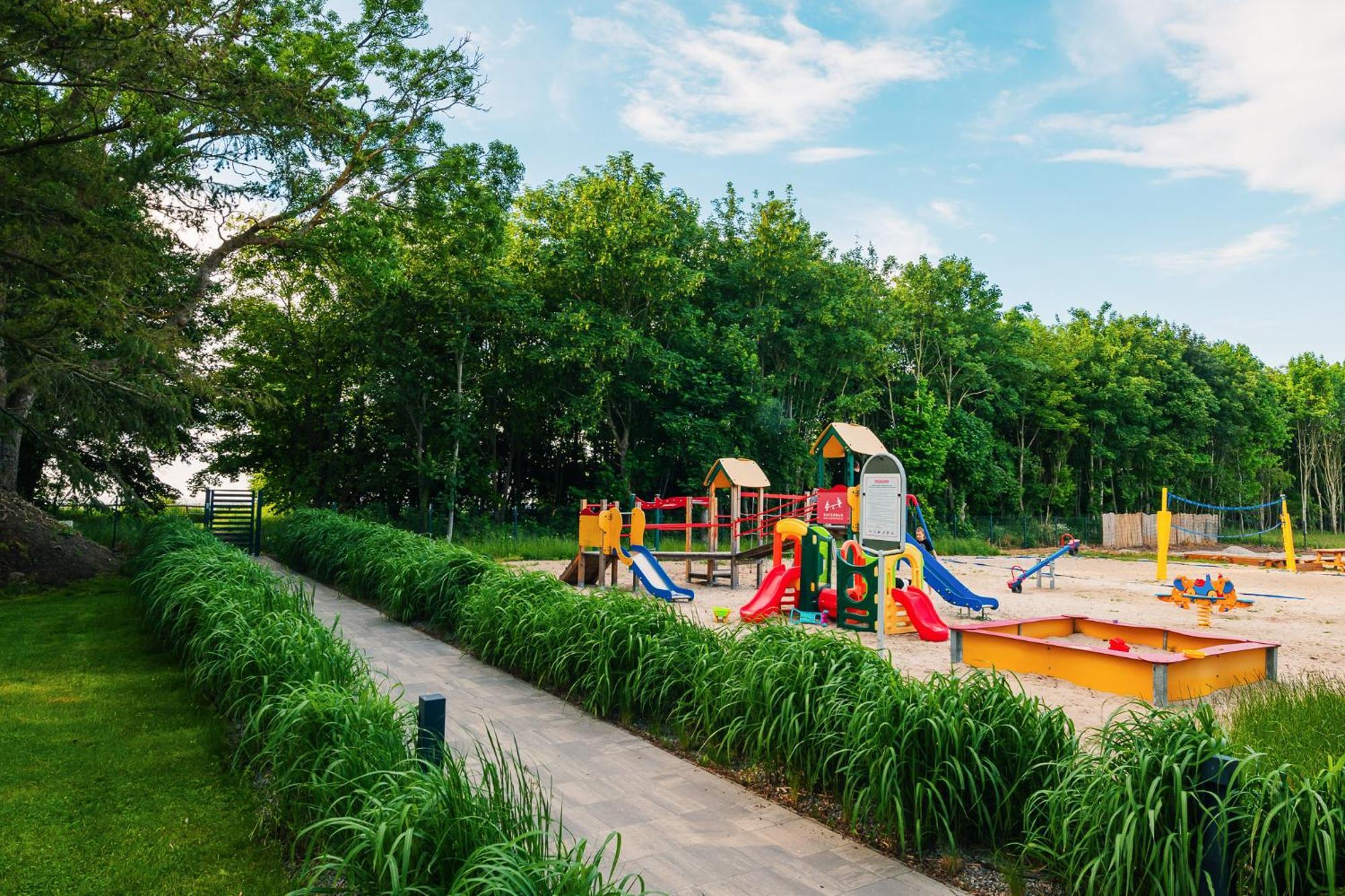 Domki Villa Hoff Resort 트르제삭츠 외부 사진